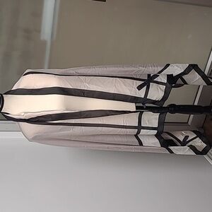 Unbranded OS Grey/Black Silk Feeling Shawl/Scarf